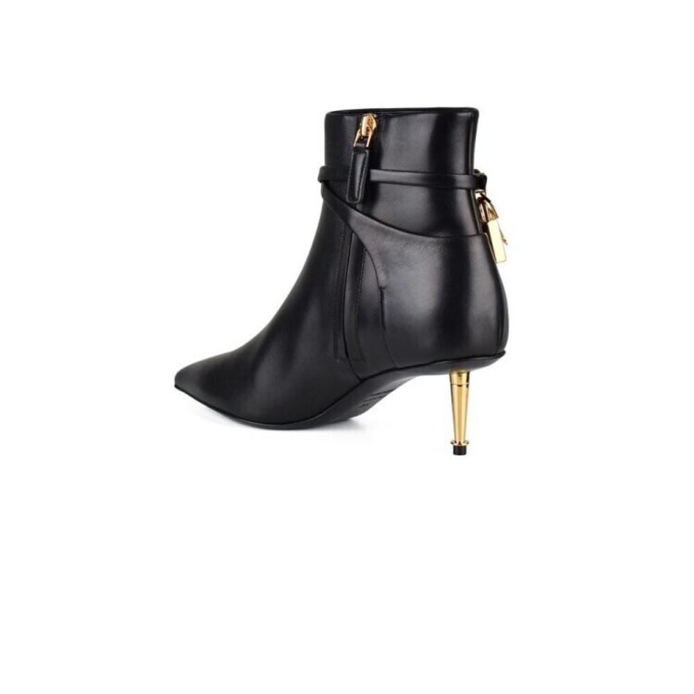 Tom Ford Pointed Black Leather Ankle Boots With Gold Lock Charm - NWT - Picture 3 of 3